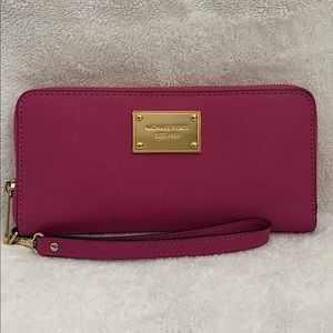 MICHAEL KORS Hot Pink Leather Wallet